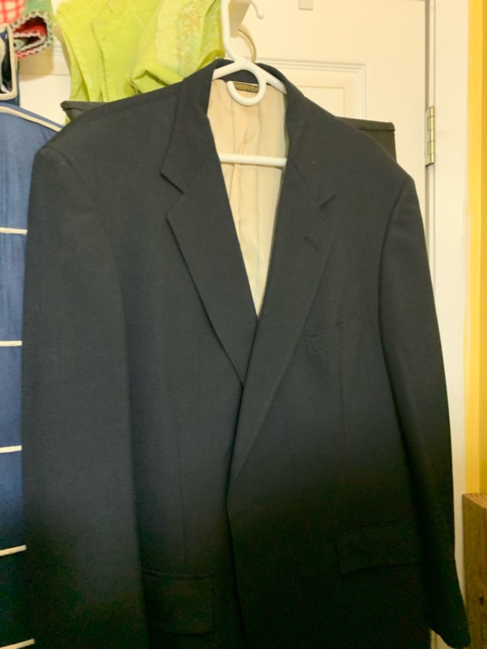 Men's Navy Single-Breasted Blazer - Classic Tailored Sport Coat